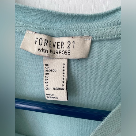 Forever 21 shirt bundle! 2 shirts for 1 price! - Picture 7 of 7